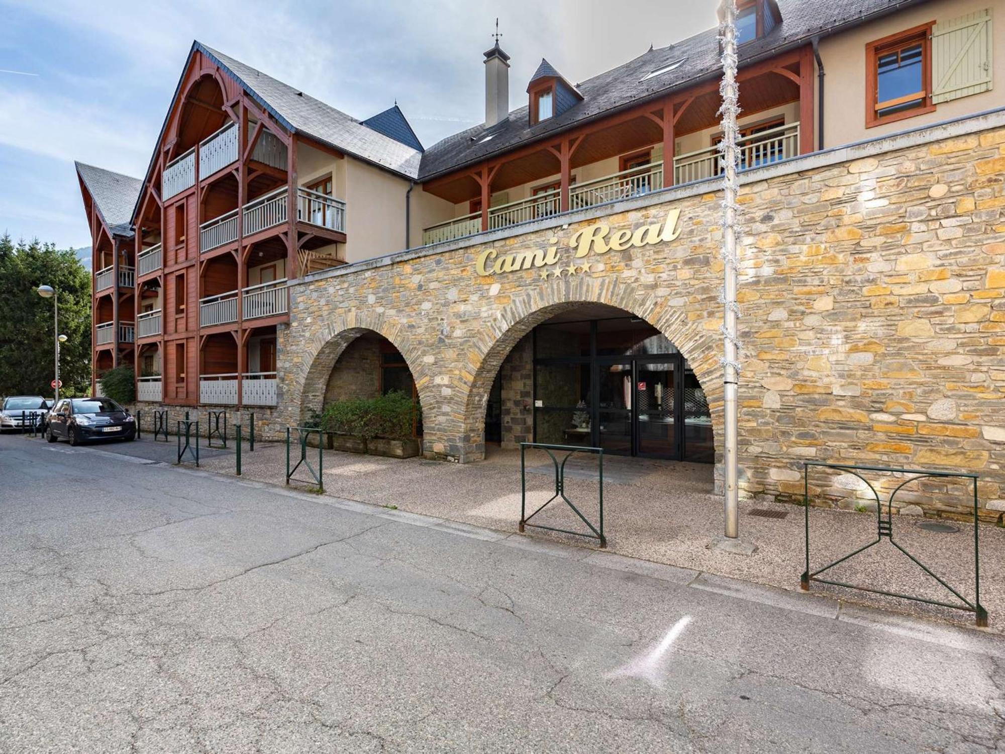 Appartement 10 Pers Avec Piscine, Sauna Et Parking En Centre-Ville De Saint-Lary-Soulan - Fr-1-296-394 Εξωτερικό φωτογραφία
